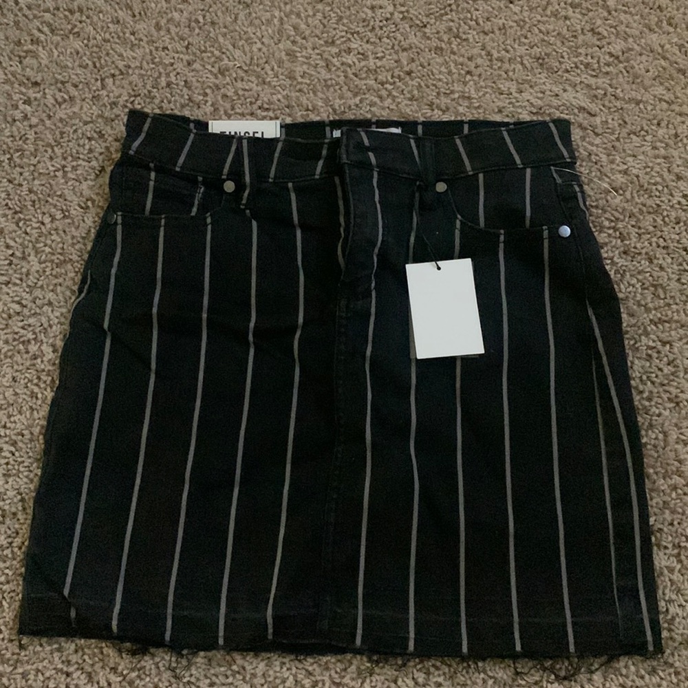Black stripped mini skirt